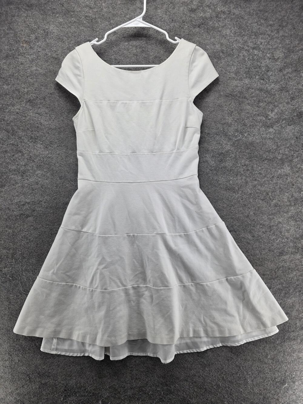 Banana Republic Dress Womens 8 White Fit & Flare Short Scoop Neck Lined